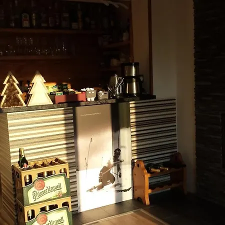 155 Бенецко